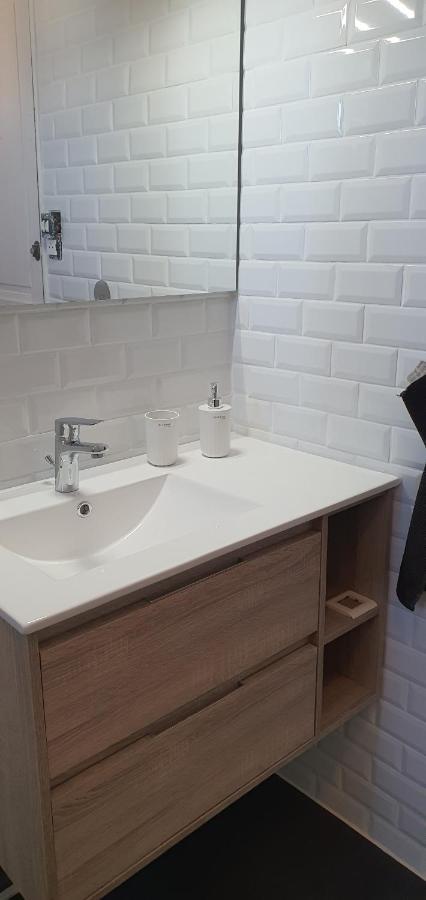 Appartement Avec Terrasse Quartier Montplaisir Arles Eksteriør bilde